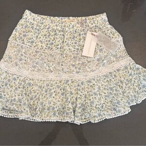 Love Shack Fancy -NWT
Floral Lace Trim Skirt